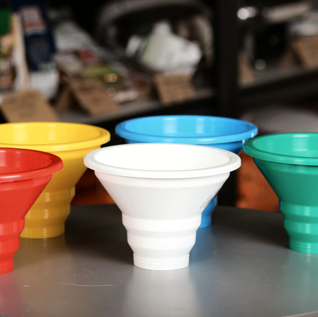 Burktrattar i olika färger